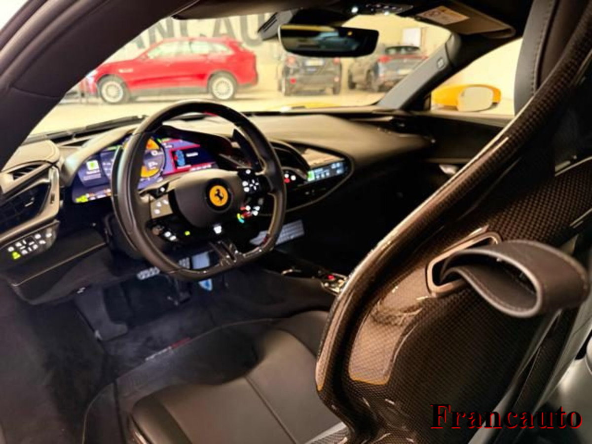Ferrari SF90 Coupé SF90 Stradale (11)