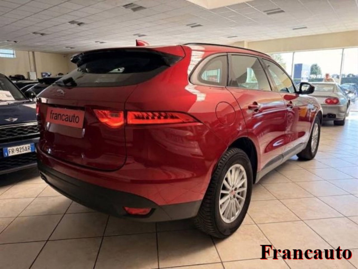 Jaguar F-Pace 2.0 D 180 CV aut. Portfolio (2)