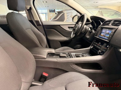 Jaguar F-Pace 2.0 D 180 CV aut. Portfolio (9)