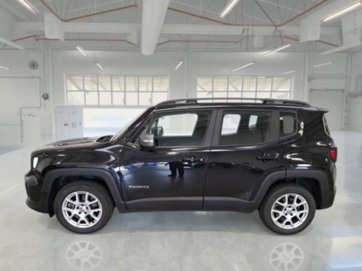 Jeep Renegade 1.3 T4 190CV PHEV 4xe AT6 Limited (3)