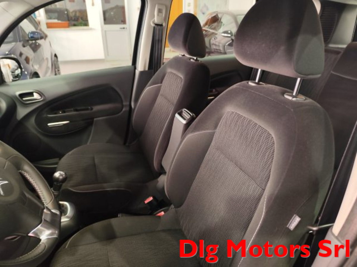 Citroen C3 Picasso 1.4 VTi 95 Exclusive Theatre (15)