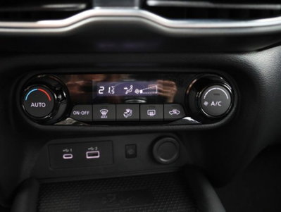 Nissan Juke 1.0 dig-t N-Connecta 114cv (18)