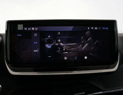 Peugeot 2008 PureTech 100 S&S Allure (17)