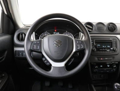 Suzuki Vitara 1.4 Hybrid Starview (14)
