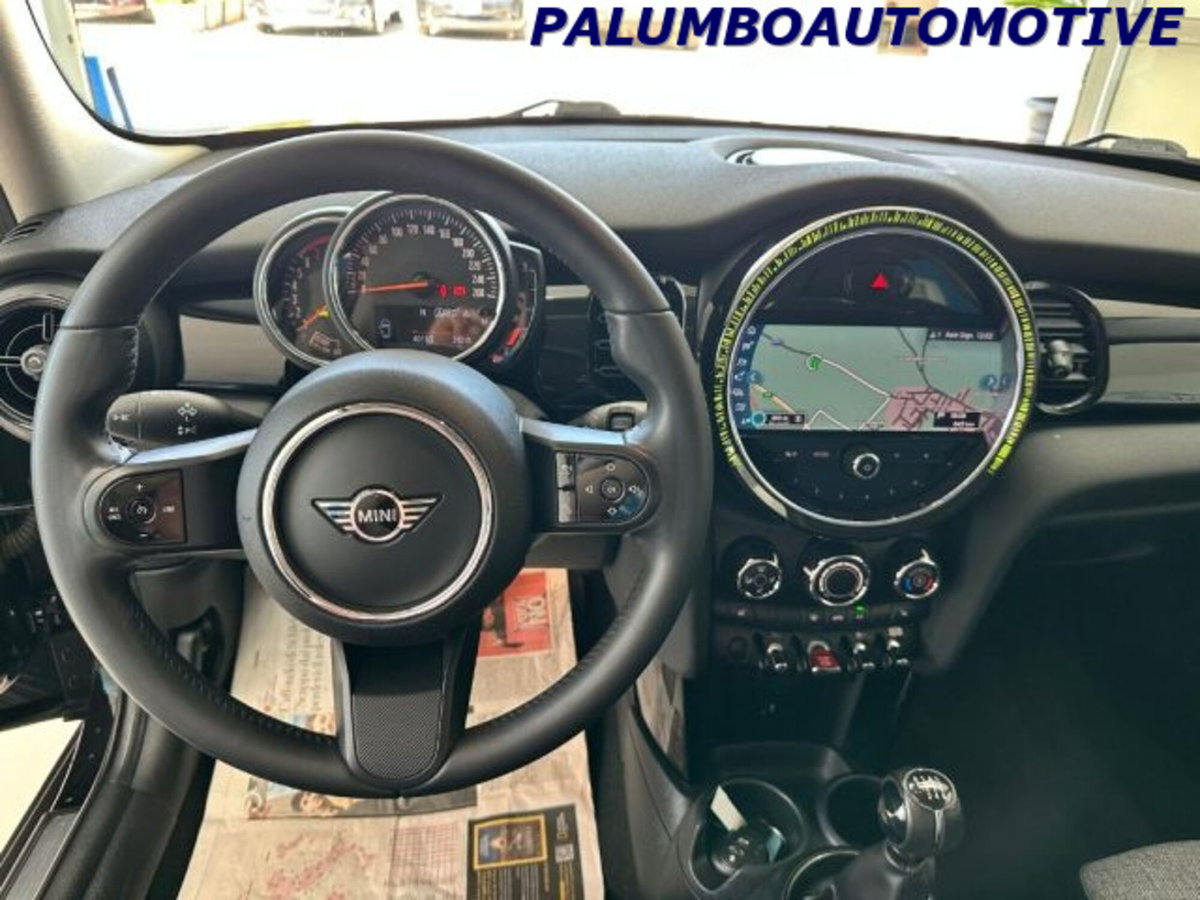 MINI Mini 1.5 Cooper Business 5 porte (9)