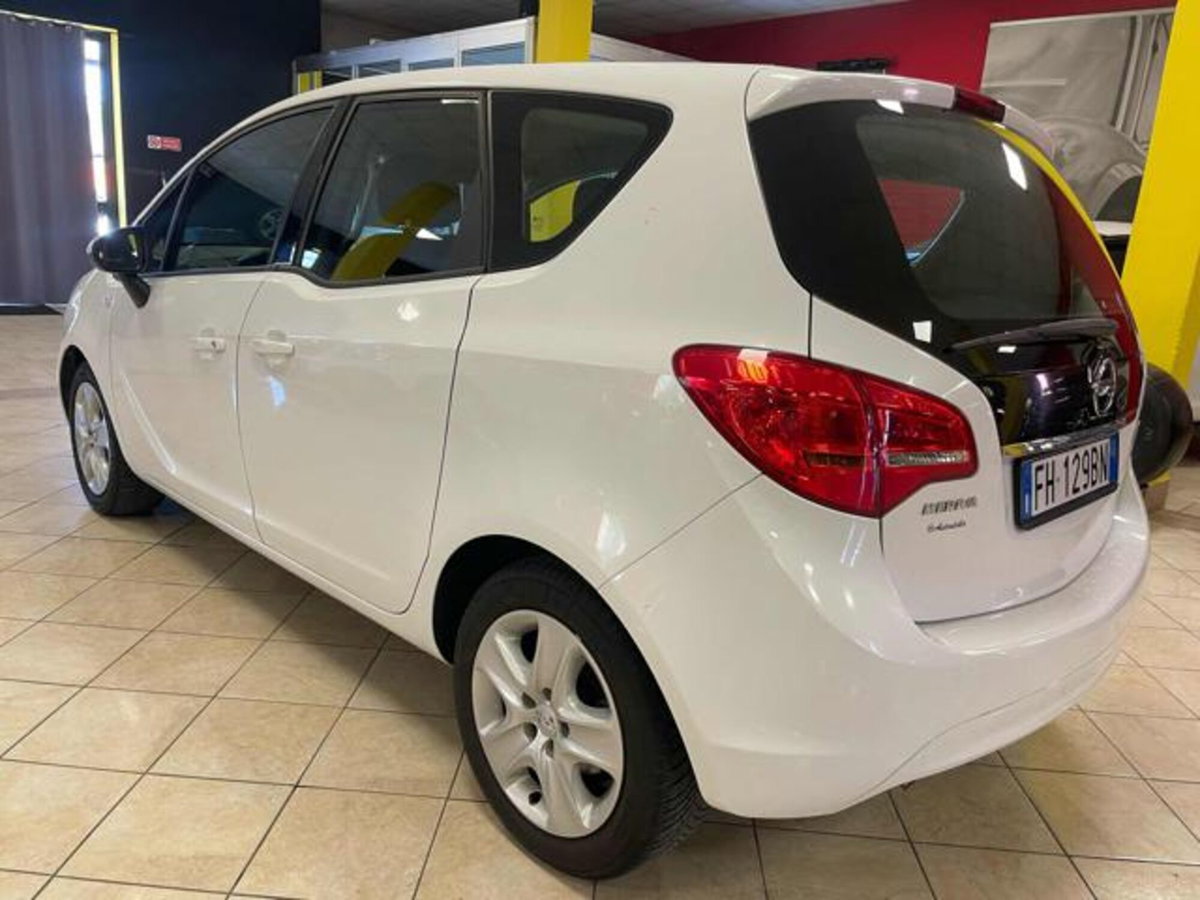 Opel Meriva 1.4 100CV Cosmo (2)