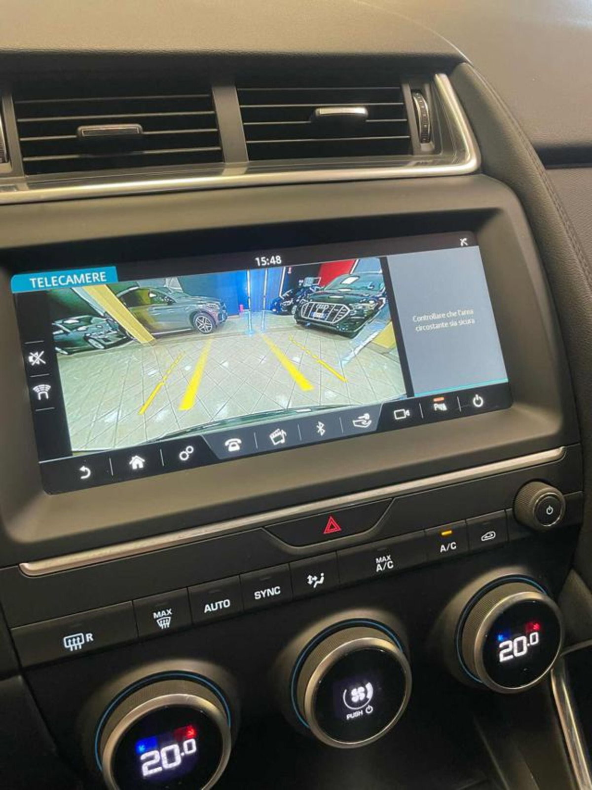 Jaguar E-Pace 2.0D 150 CV AWD aut. (14)