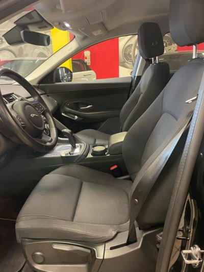 Jaguar E-Pace 2.0D 150 CV AWD aut. (15)