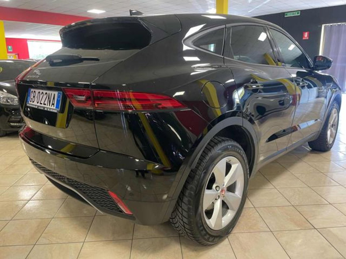 Jaguar E-Pace 2.0D 150 CV AWD aut. (5)