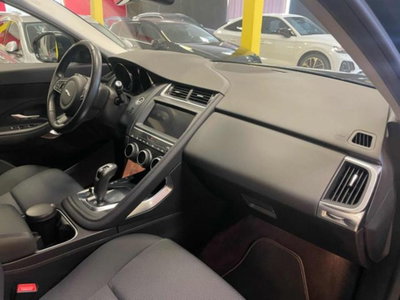 Jaguar E-Pace 2.0D 150 CV AWD aut. (8)