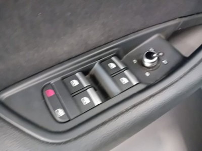 Audi A4 Avant 2.0 TDI 190 CV quattro (16)