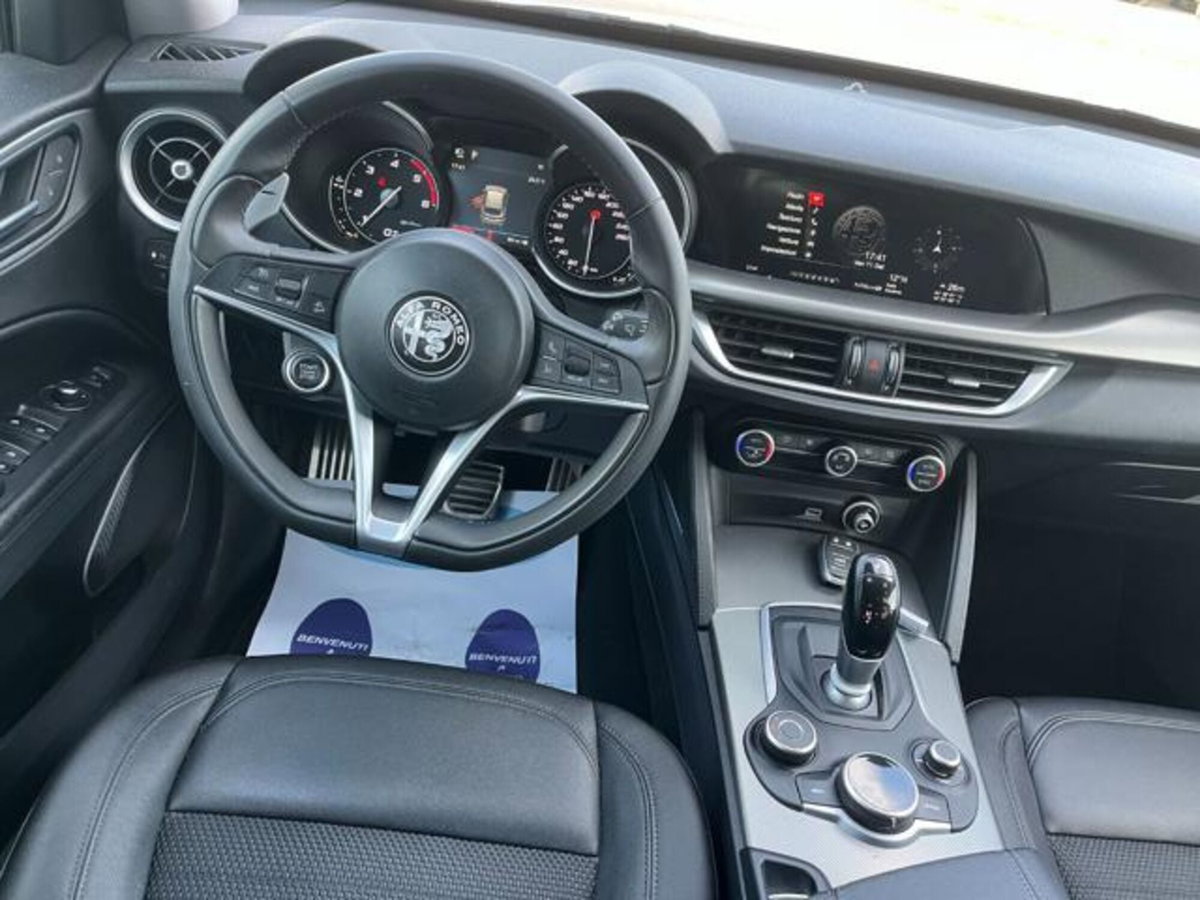 Alfa Romeo Stelvio Stelvio 2.2 Turbodiesel 210 CV AT8 Q4 Veloce (12)