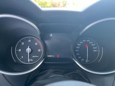 Alfa Romeo Stelvio Stelvio 2.2 Turbodiesel 210 CV AT8 Q4 Veloce (7)