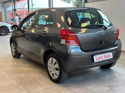 Toyota Yaris 1.0 5 porte (6)
