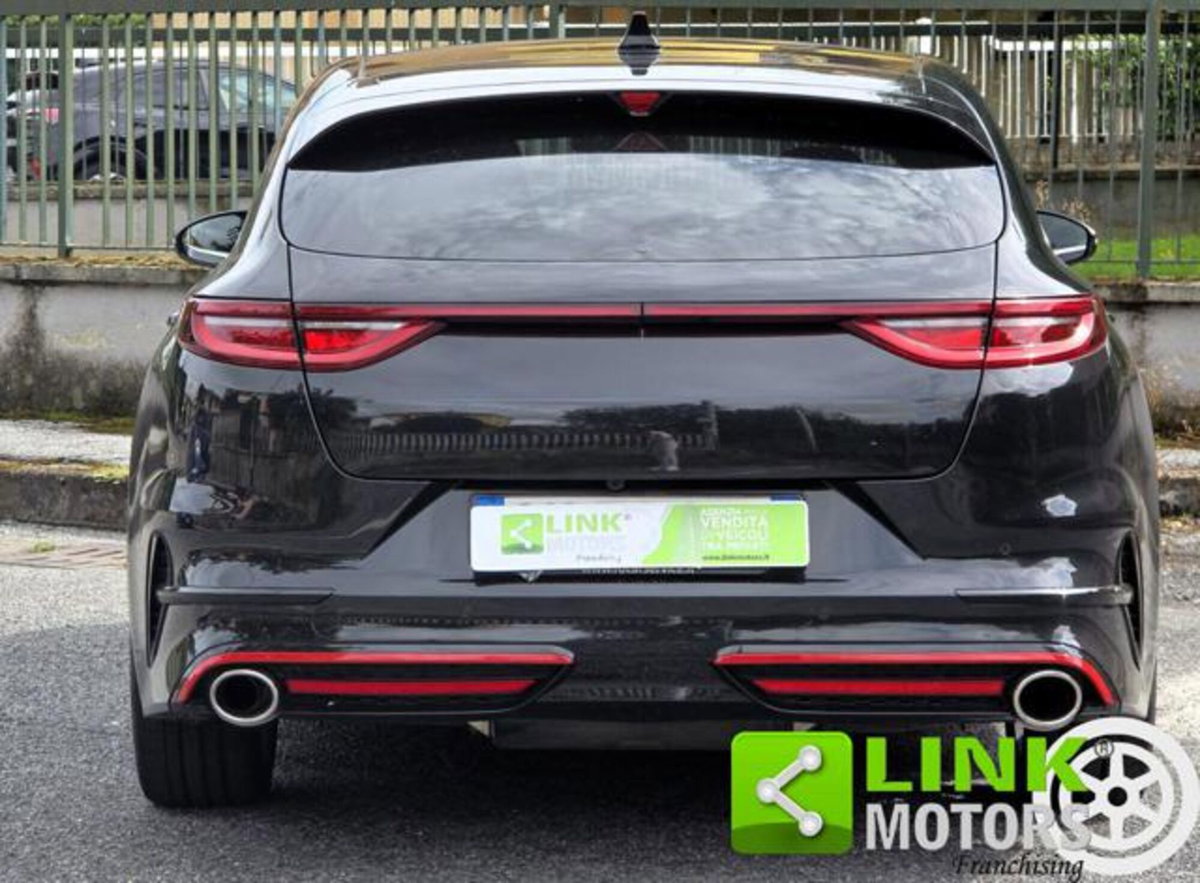 Kia ProCeed 1.6 t-gdi GT 204cv dct (2)