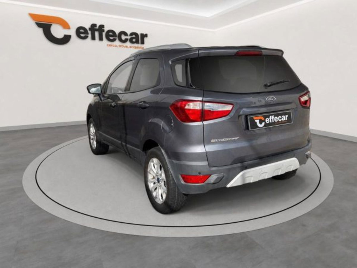 Ford EcoSport 1.5 TDCi 95 CV Titanium S (4)
