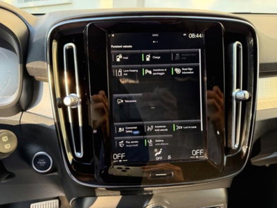 Volvo XC40 T4 Recharge Plug-in Hybrid automatico Core (16)