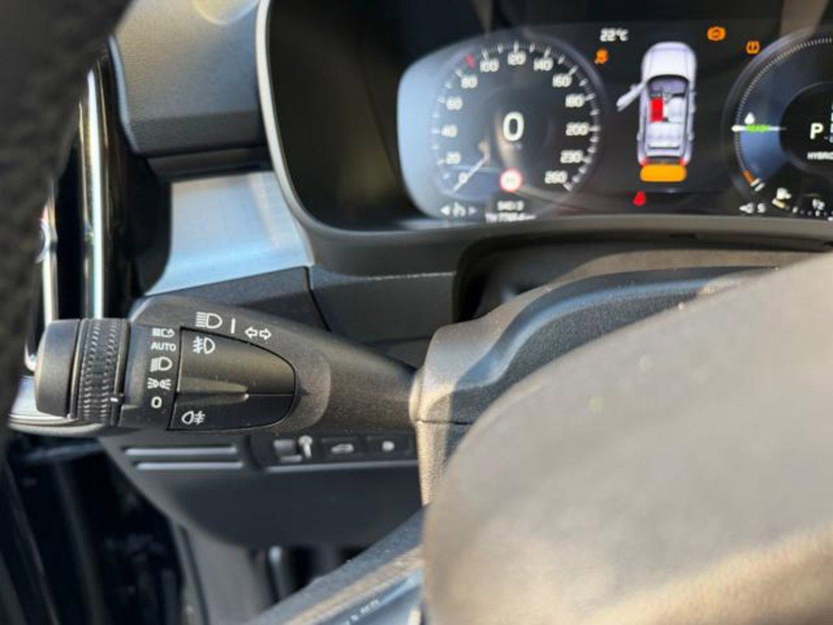 Volvo XC40 T4 Recharge Plug-in Hybrid automatico Core (20)