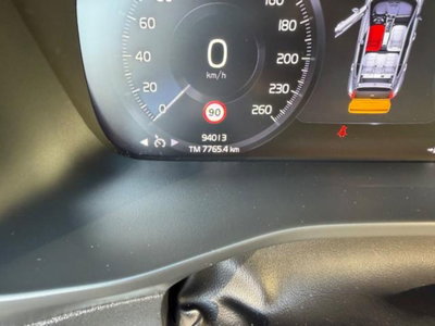 Volvo XC40 T4 Recharge Plug-in Hybrid automatico Core (7)