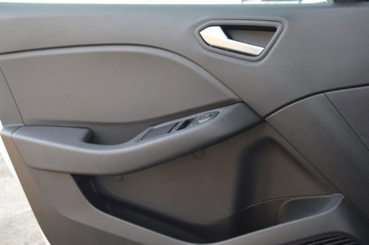 Renault Clio TCe 90 CV 5 porte Equilibre (15)