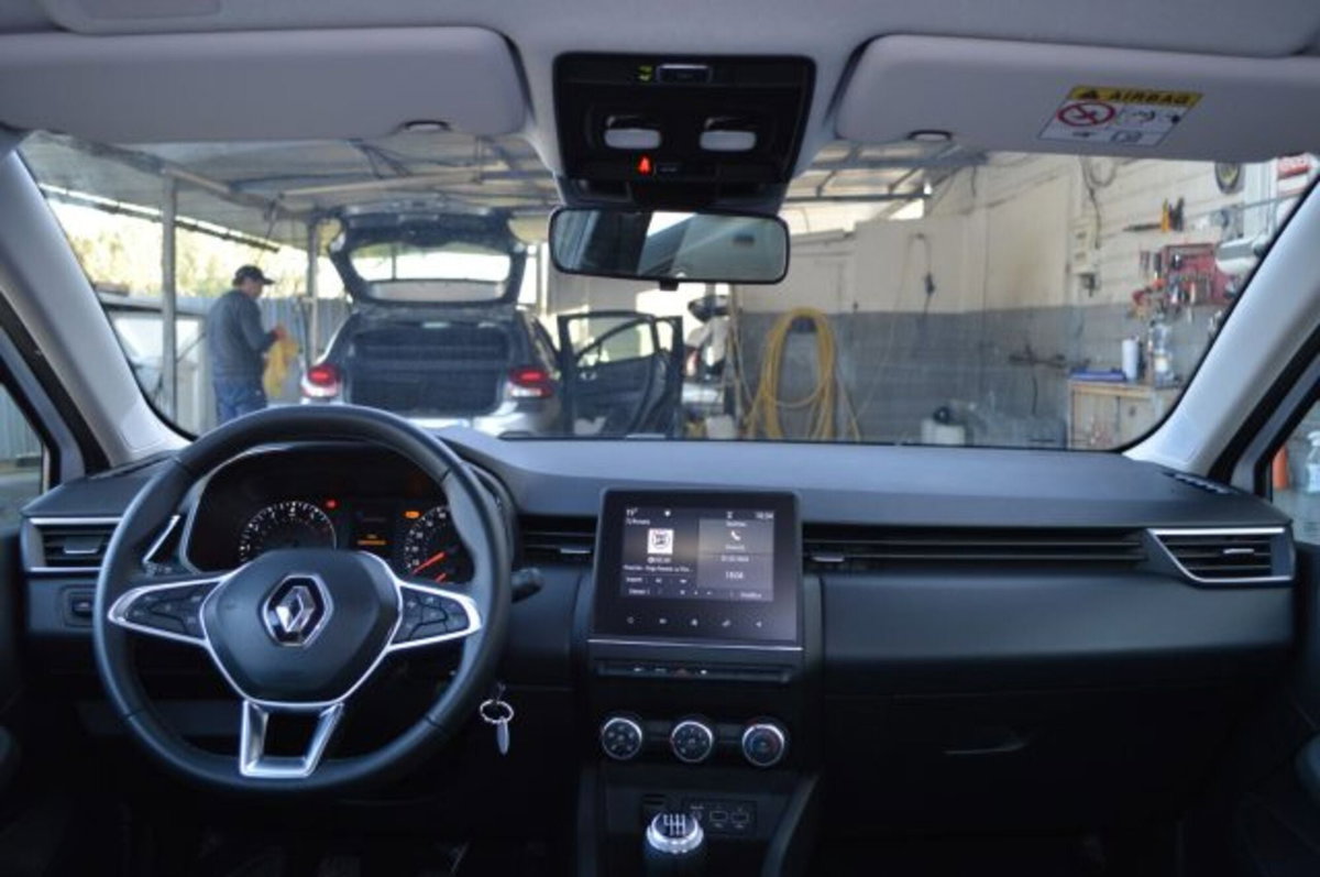 Renault Clio TCe 90 CV 5 porte Equilibre (7)