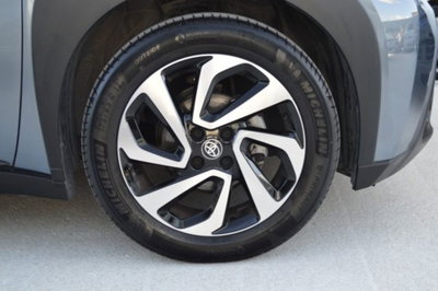 Toyota Aygo X 1.0 VVT-i 72 CV 5 porte Limited Air (19)