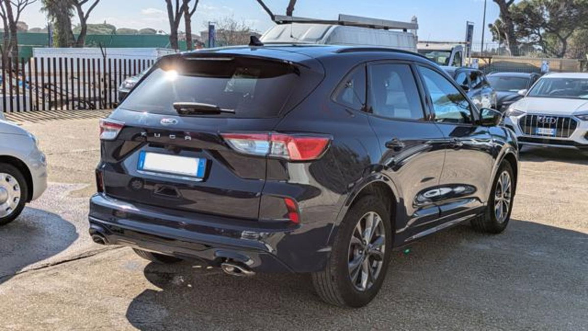 Ford Kuga 1.5 EcoBoost 150 CV 2WD ST-Line (2)