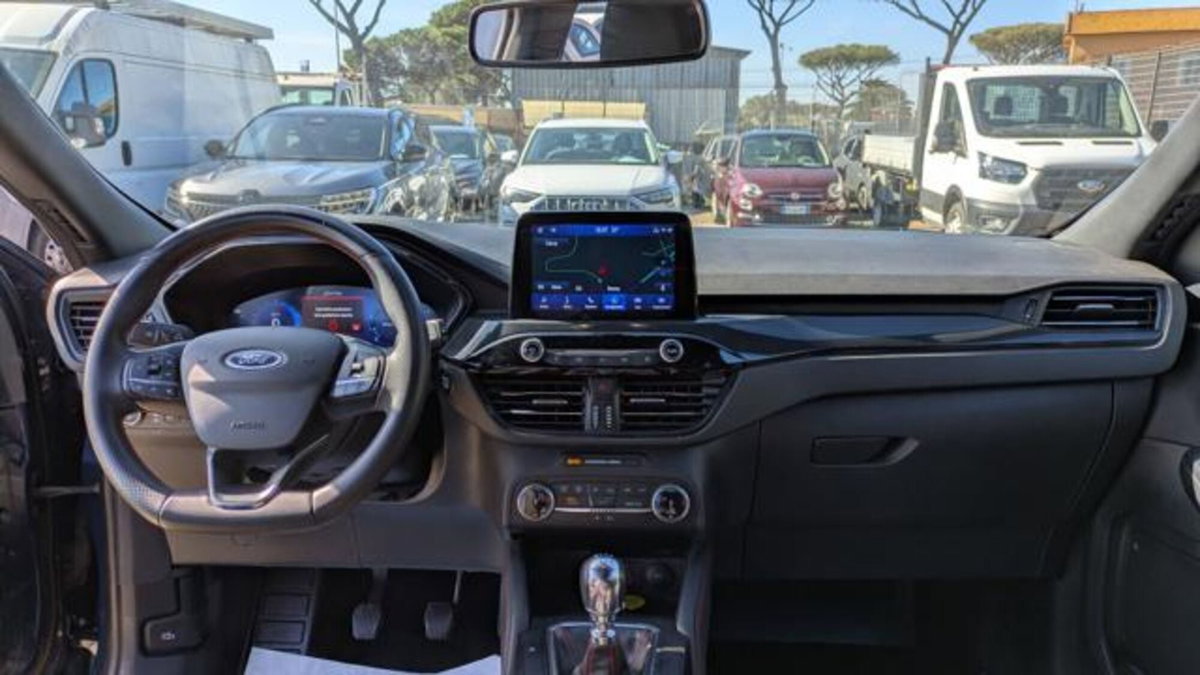 Ford Kuga 1.5 EcoBoost 150 CV 2WD ST-Line (5)