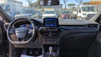 Ford Kuga 1.5 EcoBoost 150 CV 2WD ST-Line (5)