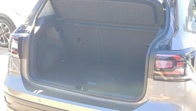 Volkswagen T-Cross 1.0 TSI 110 CV Sport (15)