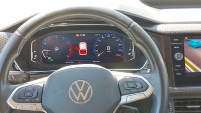 Volkswagen T-Cross 1.0 TSI 110 CV Sport (7)
