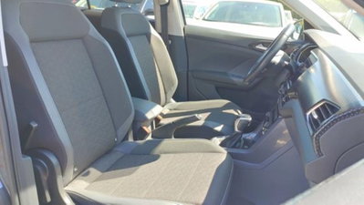 Volkswagen T-Cross 1.0 TSI 110 CV Sport (11)