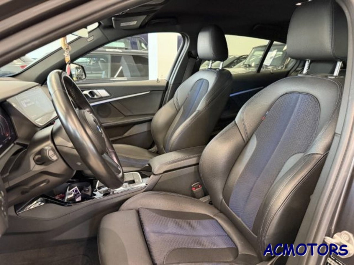 BMW Serie 1 116d 2.0 116CV cat 5 porte Attiva DPF (12)