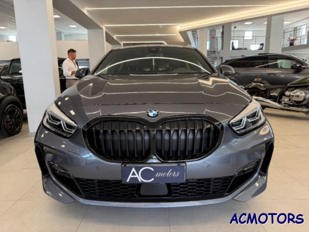 BMW Serie 1 116d 2.0 116CV cat 5 porte Attiva DPF (7)