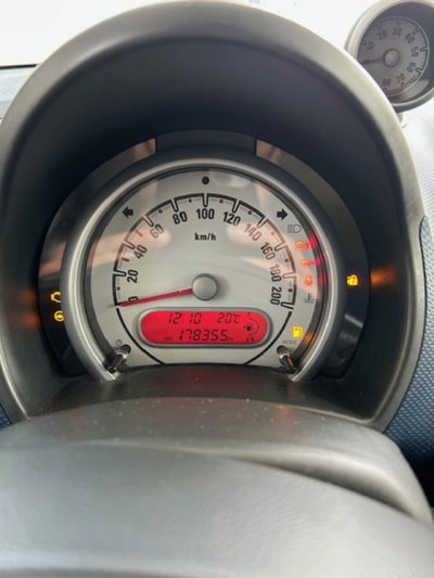 Opel Agila 1.0 12V 65CV Enjoy (10)