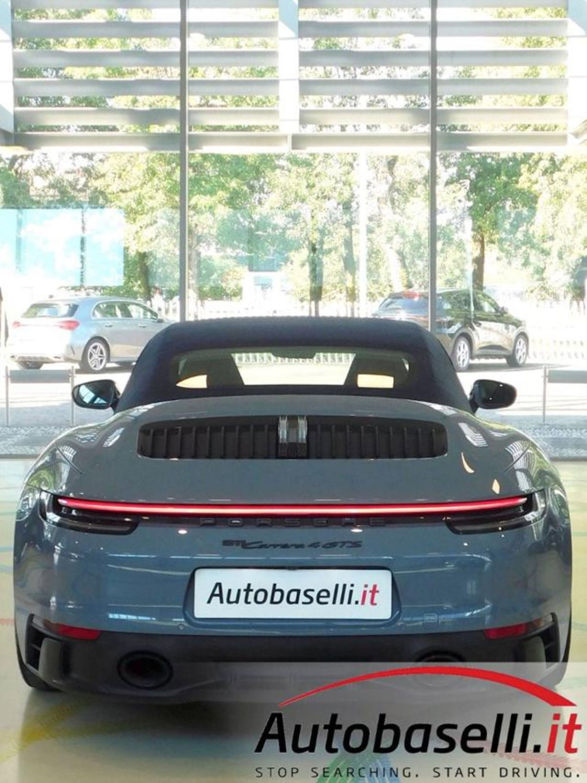 Porsche 911 Cabrio Cabrio 3.0 Carrera 4 GTS (15)
