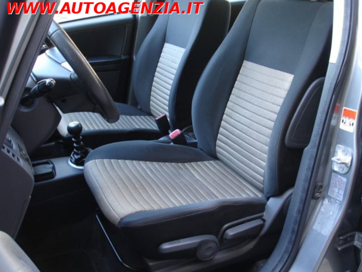 Fiat Sedici 1.9 MJT 4x4 Dynamic (10)