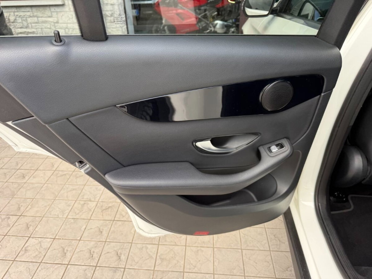 Mercedes-Benz GLC SUV 200 d 4Matic Business (16)