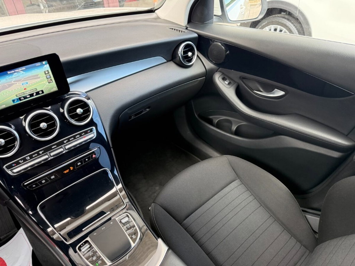 Mercedes-Benz GLC SUV 200 d 4Matic Business (19)