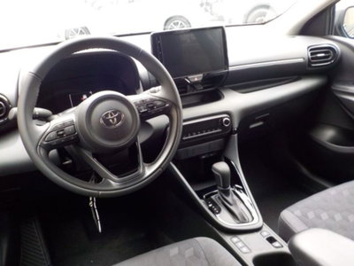 Toyota Yaris 115 Yaris (7)