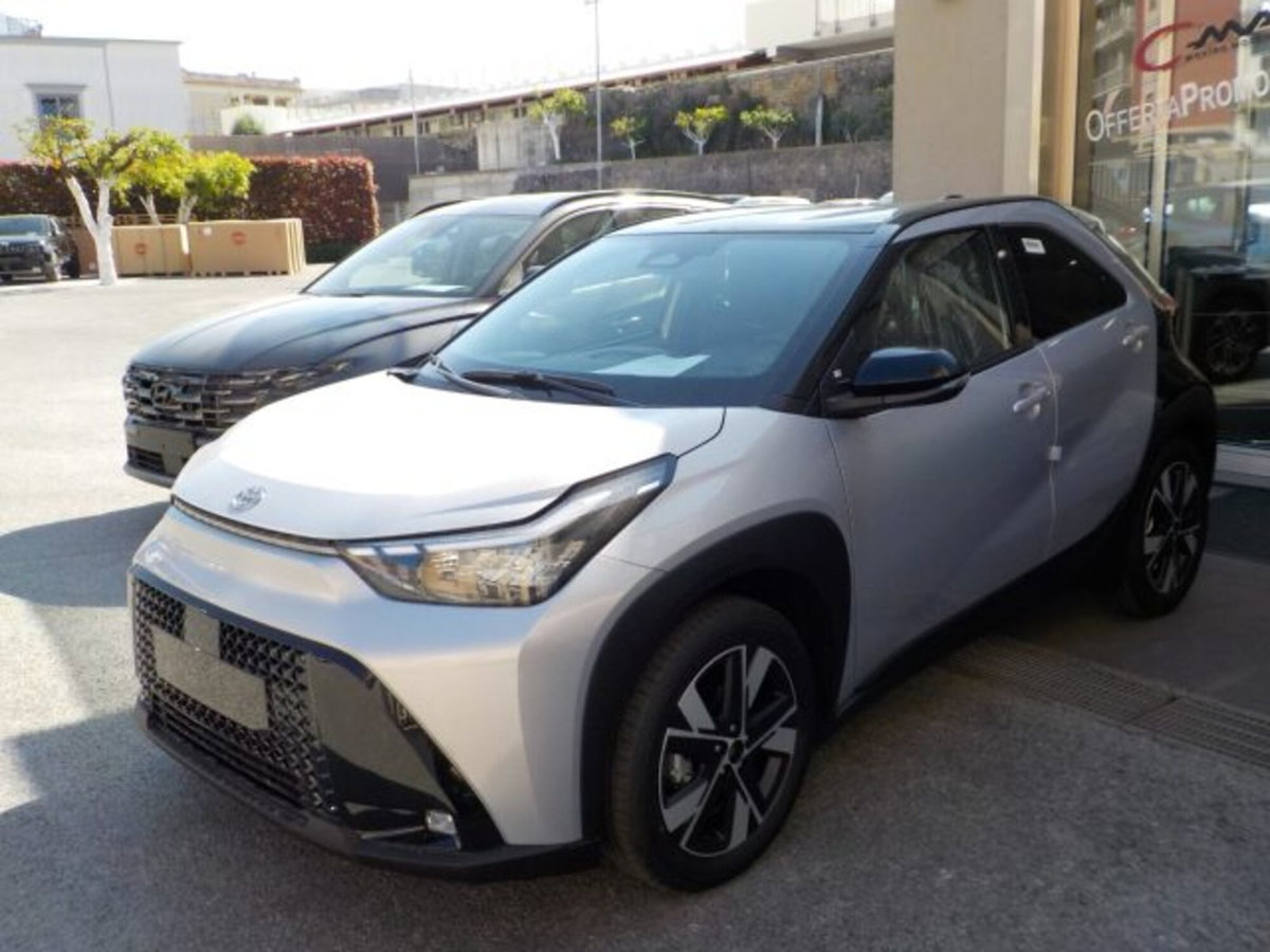 Toyota Aygo X 1.5 hybrid e-cvt (10)