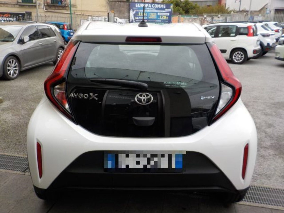 Toyota Aygo X 1.5 hybrid e-cvt (15)