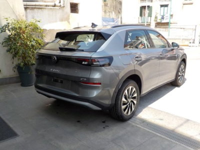 Volkswagen T-Roc 1.5 etsi Life 115cv dsg (15)