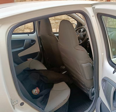Citroen C1 1.0 5 porte airdream AMIC1 (7)