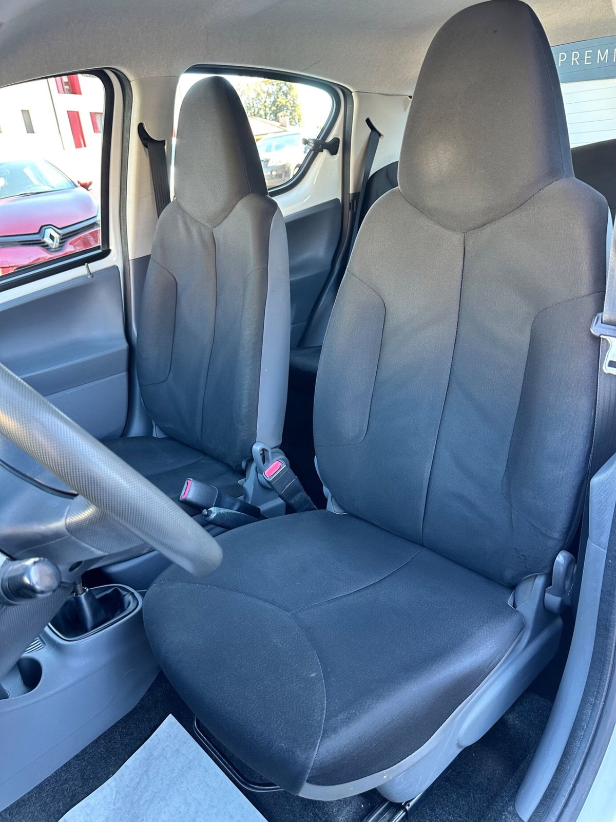 Toyota Aygo 1.0 12V VVT-i 5 porte Sol Connect (10)