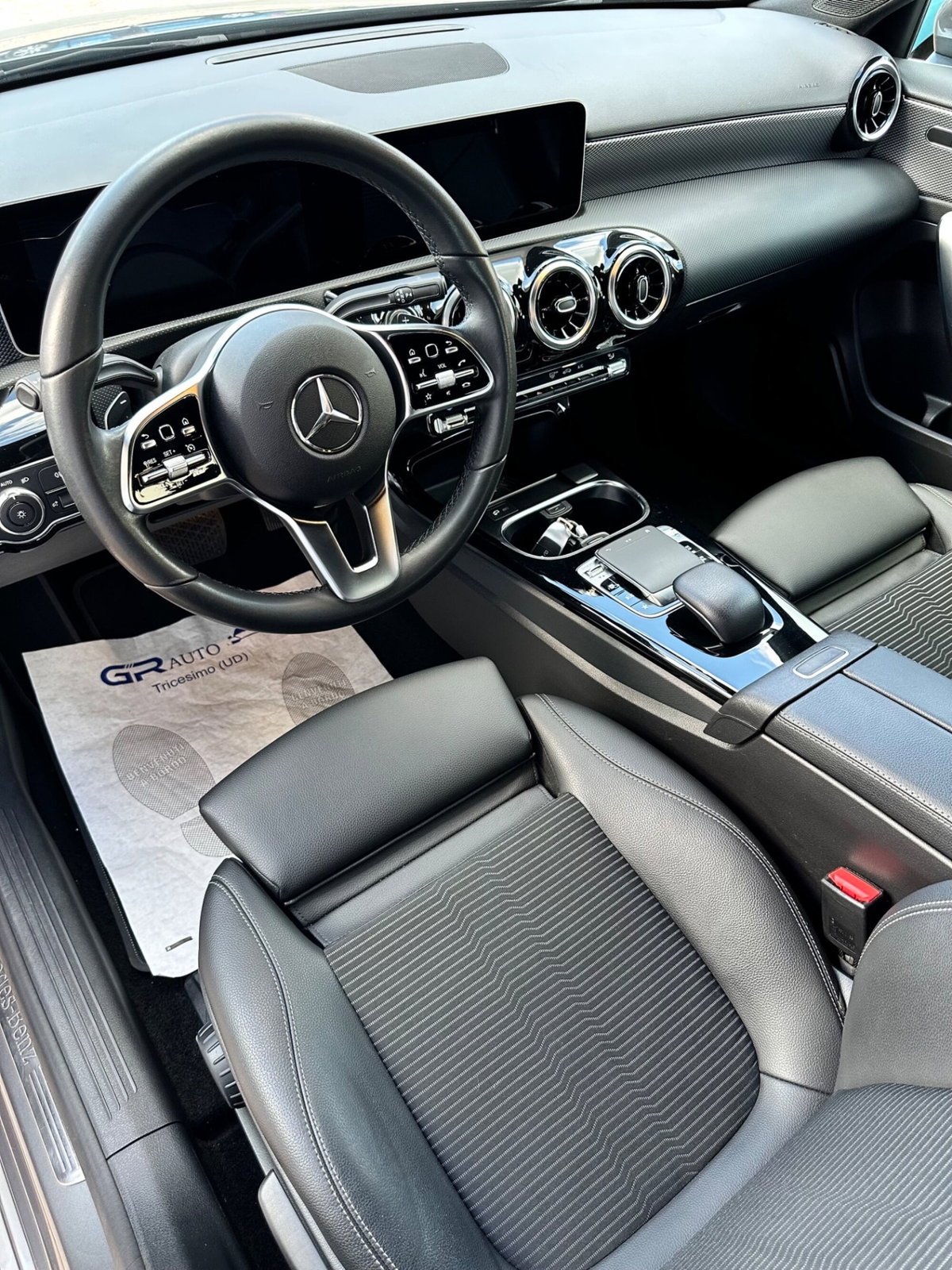 Mercedes-Benz Classe A 180 d Automatic Sport (7)