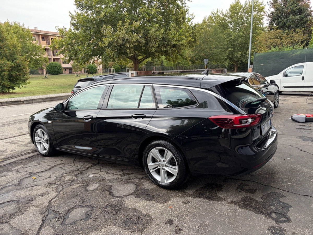 Opel Insignia Station Wagon 2.0 CDTI S&S aut. Sports Business (5)