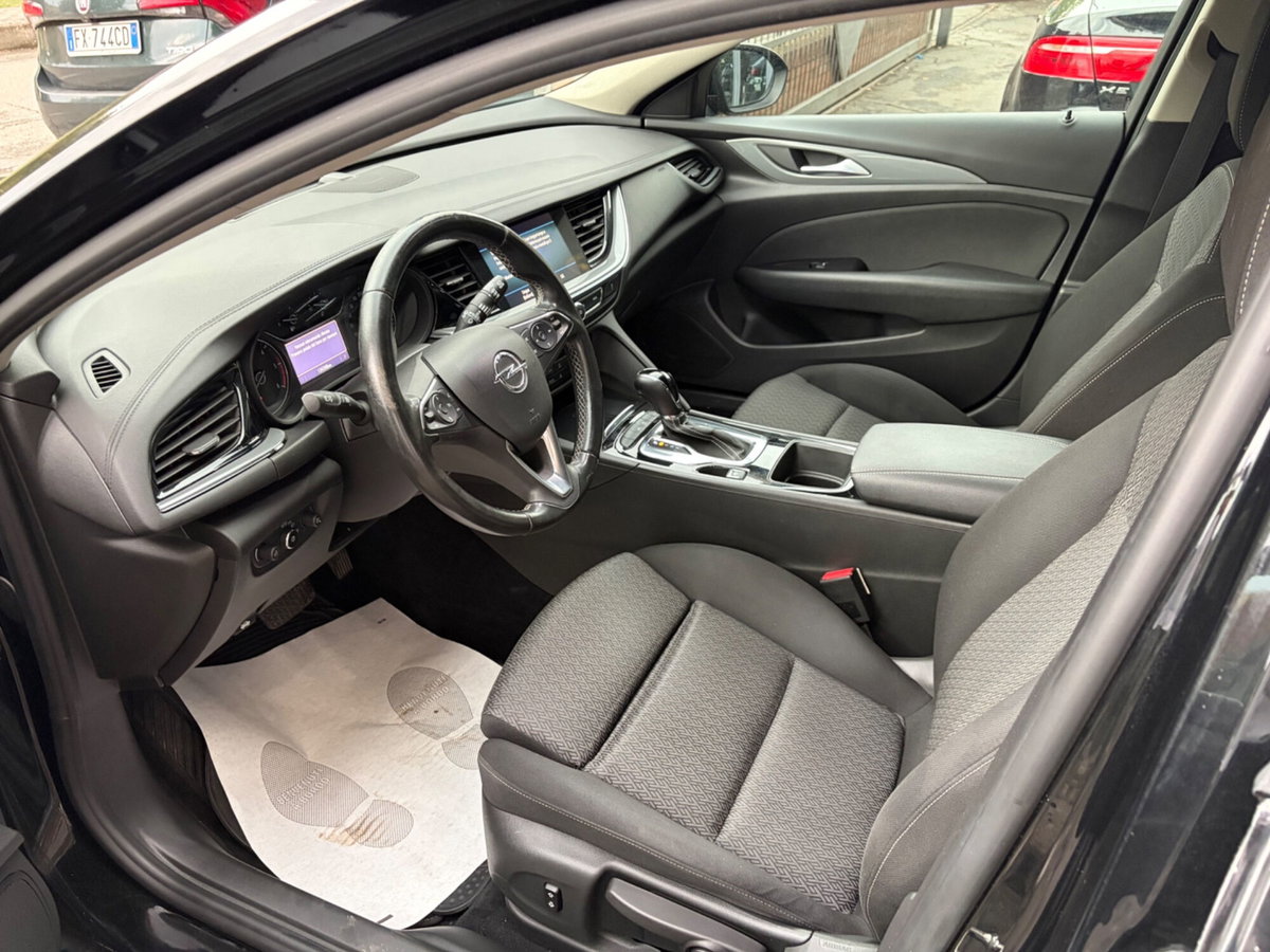 Opel Insignia Station Wagon 2.0 CDTI S&S aut. Sports Business (8)
