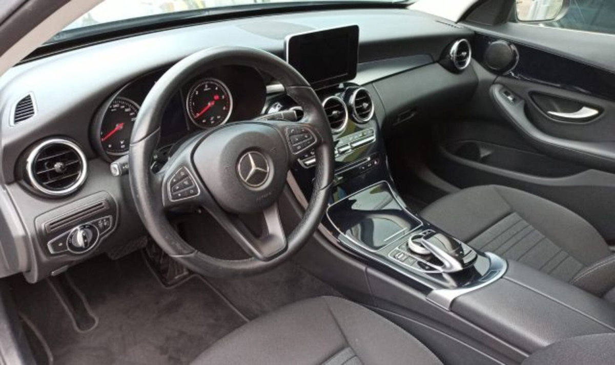 Mercedes-Benz Classe C Station Wagon 200 d Auto Executive (10)