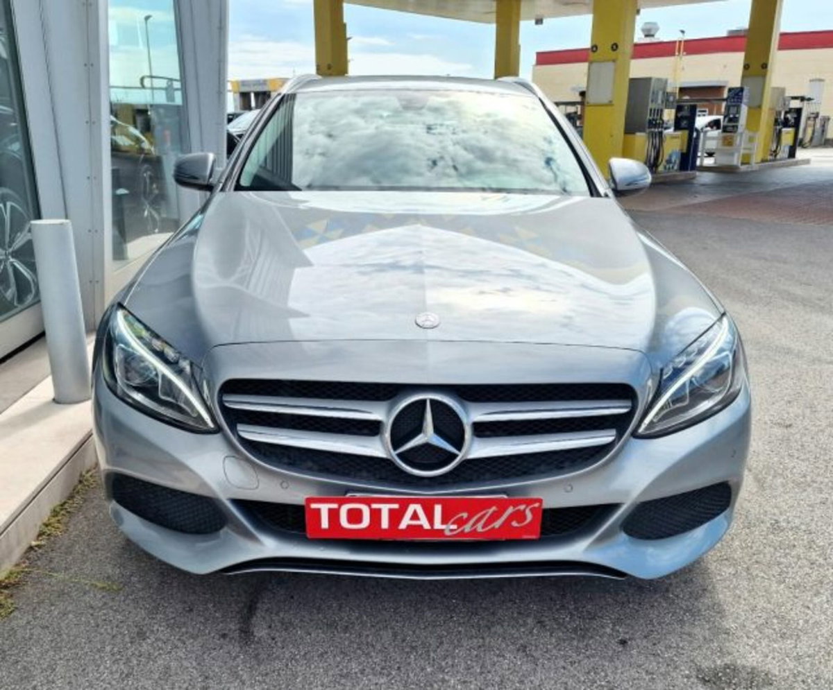 Mercedes-Benz Classe C Station Wagon 200 d Auto Executive (2)